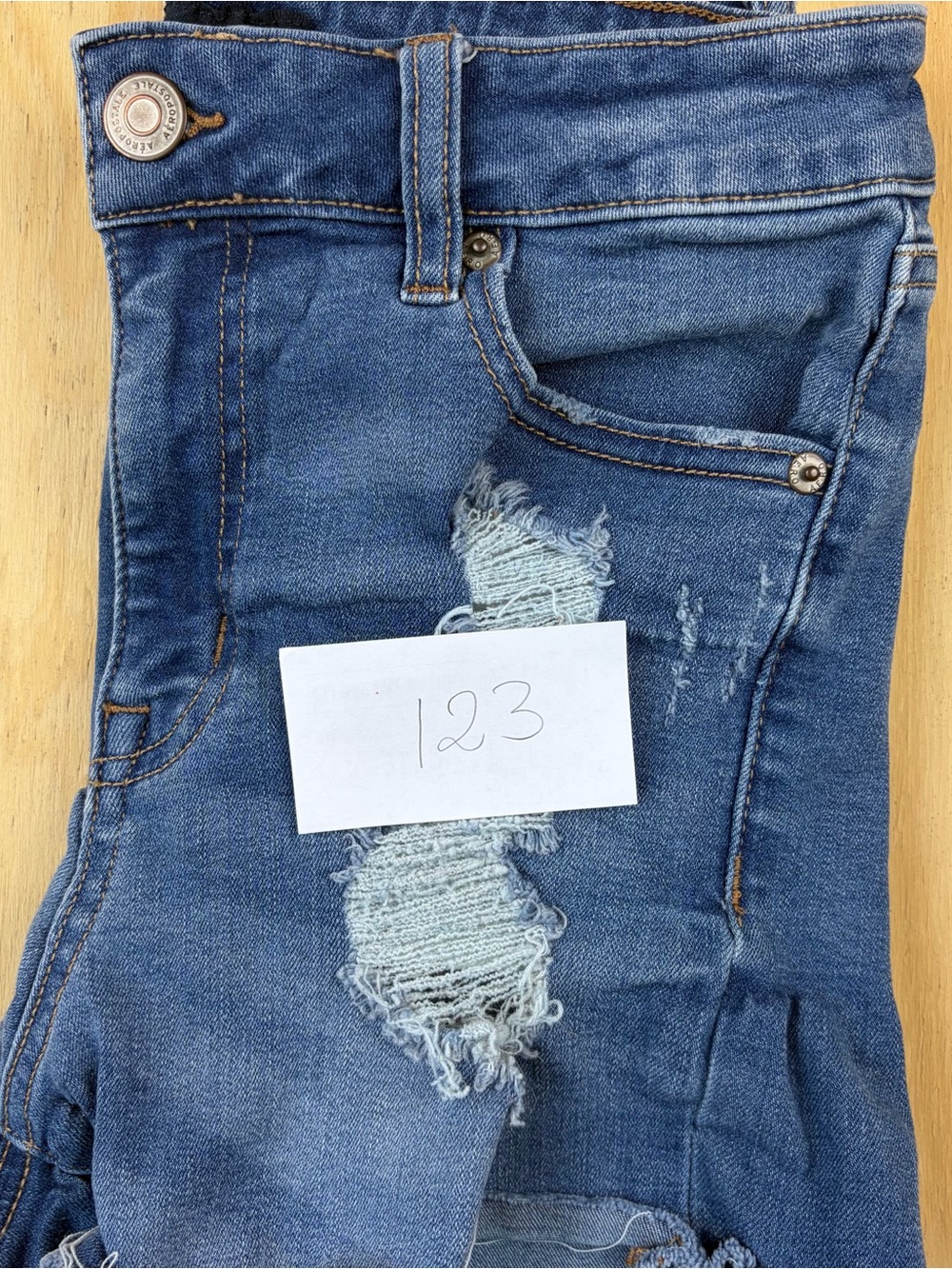 Aeropostale Women's Size 8 High Rise Distressed Denim Shorts Blue Ripped Cut Off - Picture 13 of 13
